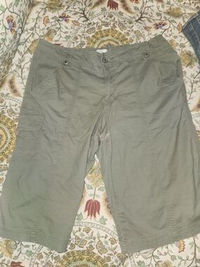 Joe's Jeans Olive Green Cargo Shorts with Embroidered Detail